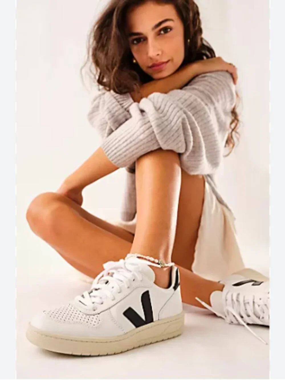 Free‎ People Veja V-10 Platform Low Top Casual White Black Leather Sneakers Sz9